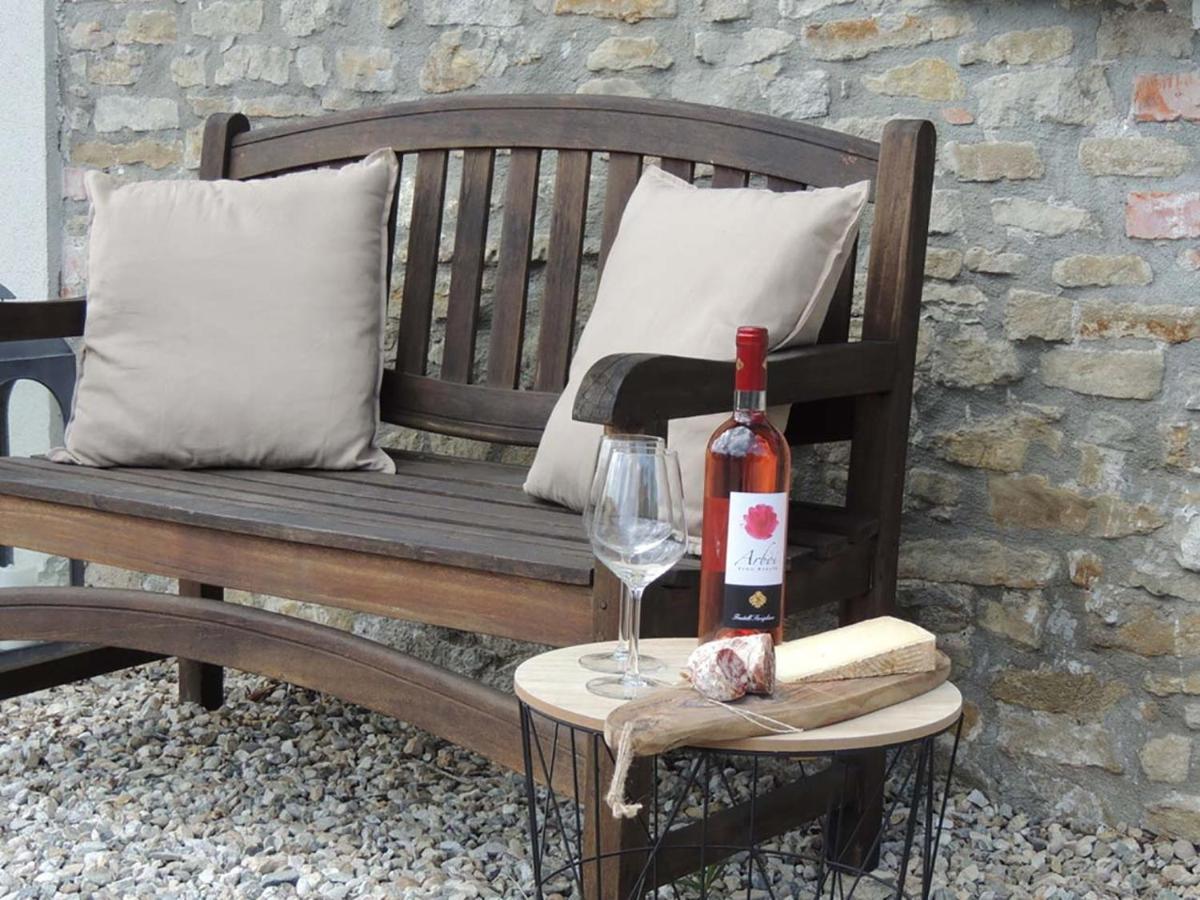 Bed and Breakfast La Luce Delle Colline Serravalle delle Langhe Экстерьер фото