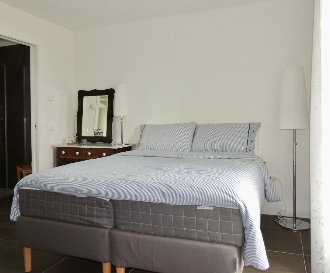 Bed and Breakfast La Luce Delle Colline Serravalle delle Langhe Экстерьер фото
