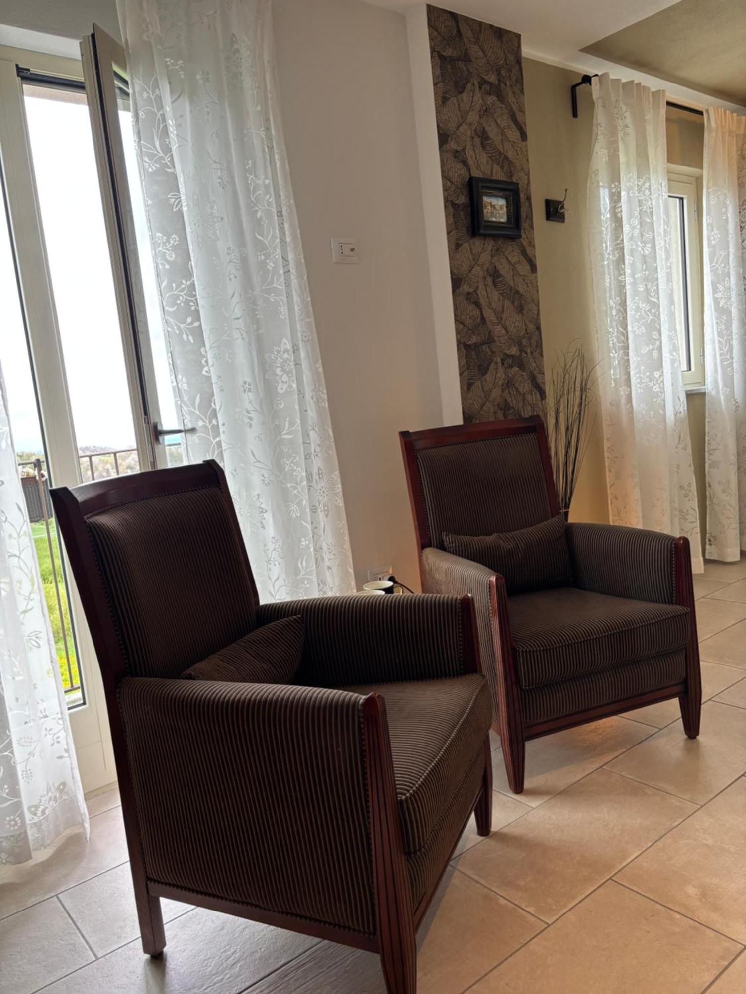 Bed and Breakfast La Luce Delle Colline Serravalle delle Langhe Экстерьер фото